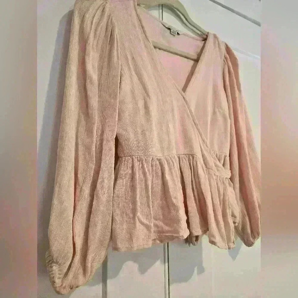 AE Light Pink Peplum Blouse - Picture 4 of 5